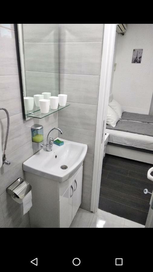 Apartmani Pinokio Ni Kültér fotó