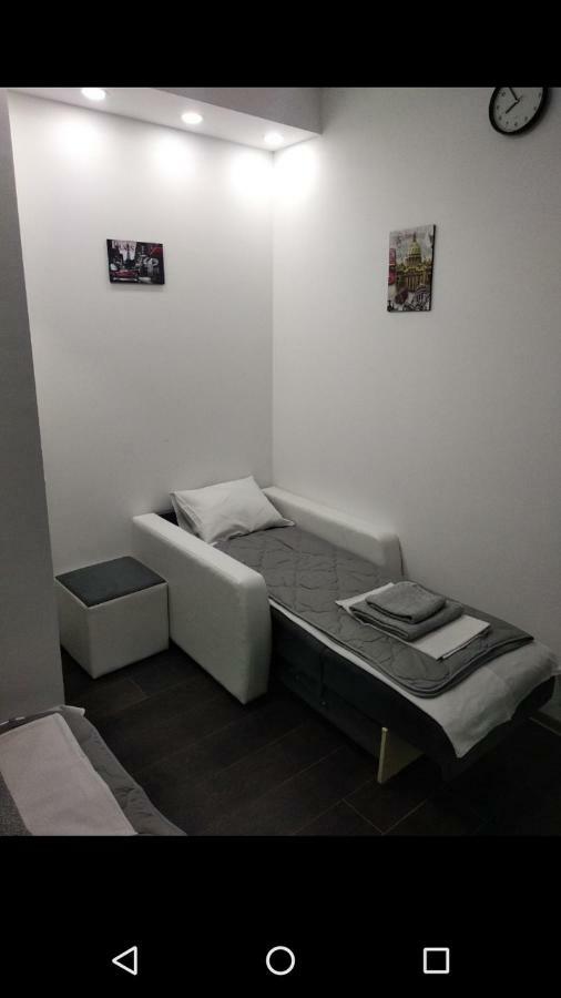 Apartmani Pinokio Ni Kültér fotó