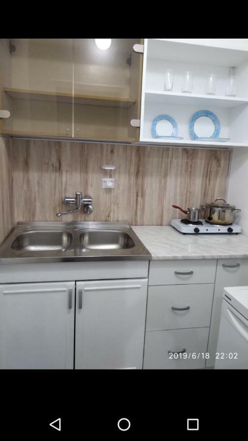Apartmani Pinokio Ni Kültér fotó